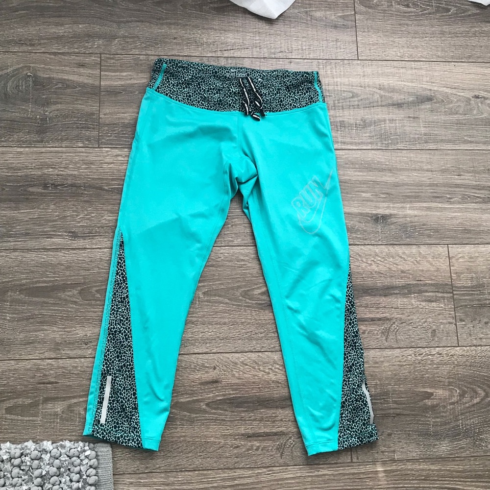 Nike Dri-Fit Workout Capris